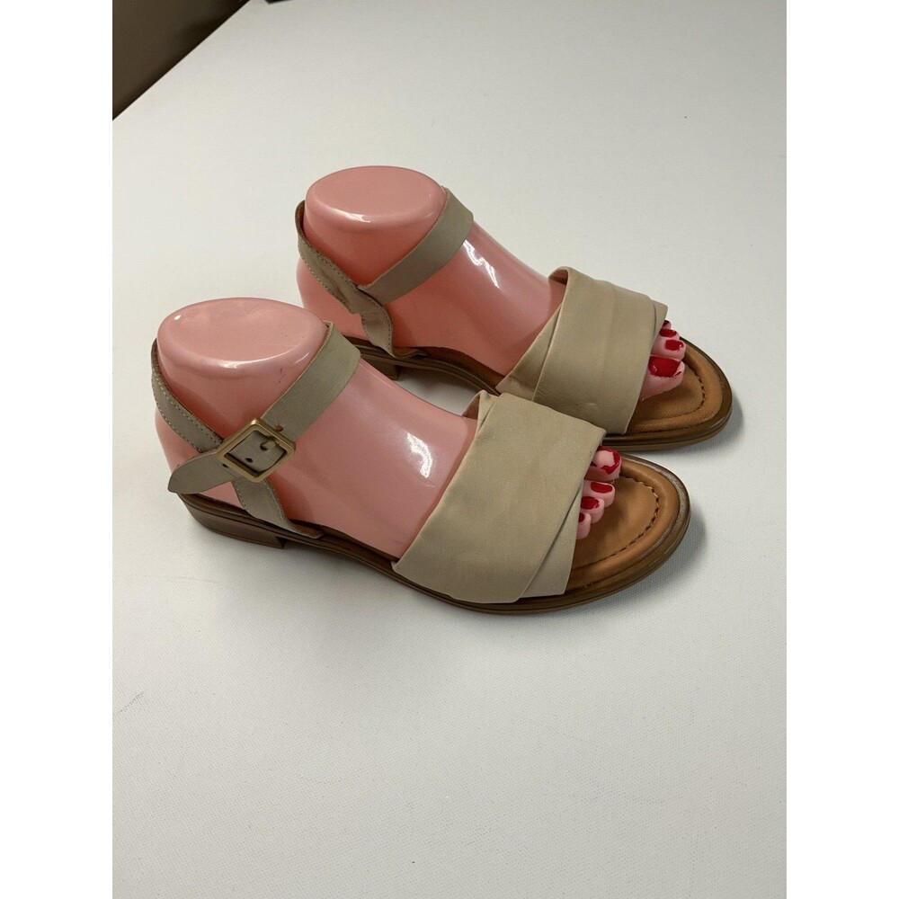 Miz mooz sandals size 7.5